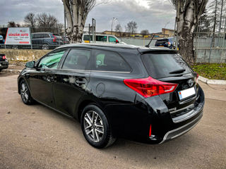 Toyota Auris foto 9