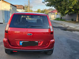 Ford Fusion foto 8