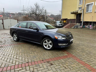 Volkswagen Passat foto 3