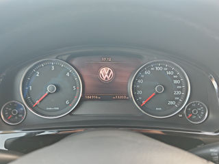 Volkswagen Touareg foto 8