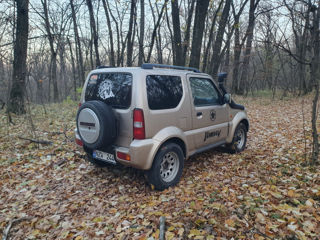 Suzuki Jimny foto 4