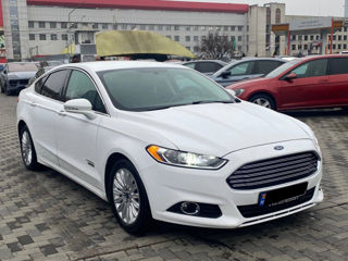 Ford Fusion foto 5