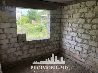 Băcioi! Casă cu 2 nivele, variantă sură, 200 mp + 7 ari! foto 2