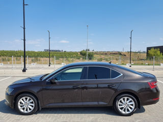 Skoda Superb foto 8