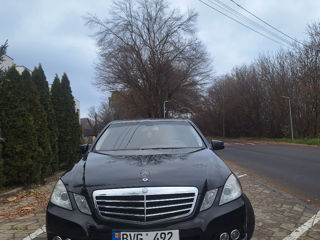 Mercedes E-Class foto 2