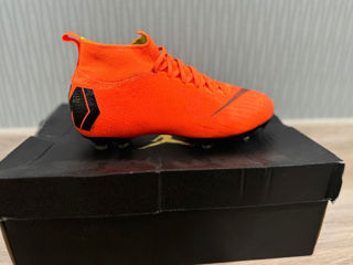 Nike Mercurial ( engineered for speed )