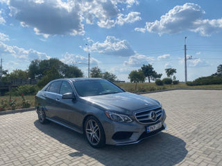 Mercedes E-Class foto 2