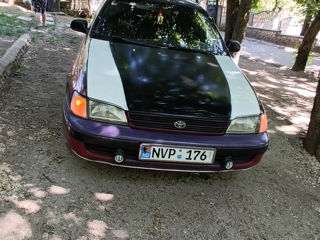 Toyota Carina foto 6