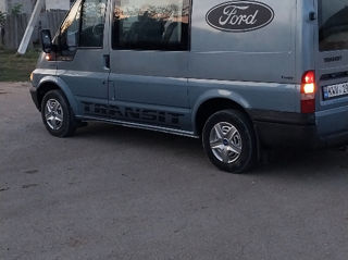 Ford Transit 100