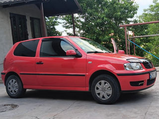 Volkswagen Polo foto 2