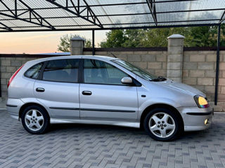 Nissan Almera Tino foto 4