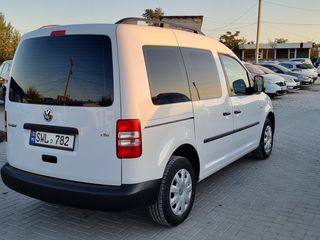 Volkswagen Caddy foto 2