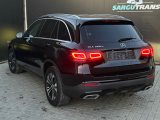 Mercedes GLC foto 6