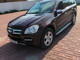 Mercedes GL-Class foto 2