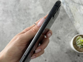 Apple iPhone 11 128Gb Black foto 3