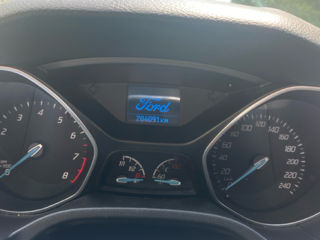 Ford Focus фото 8