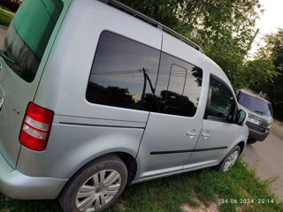 Volkswagen Caddy foto 2