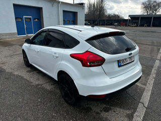 Ford Focus foto 3