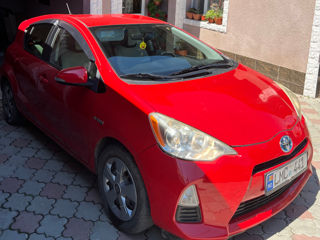 Toyota Prius c foto 3