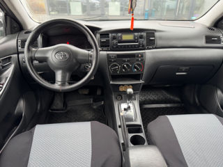 Toyota Corolla foto 8