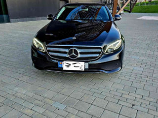 Mercedes E-Class foto 5