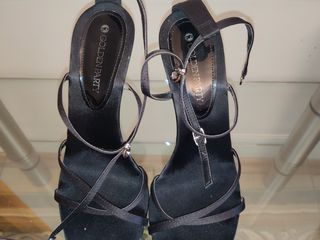Продам женские босоножки б/у. Vând sandale. foto 4
