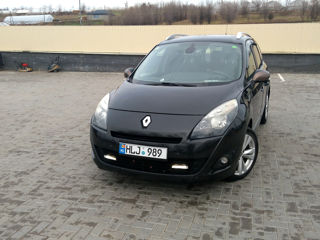 Renault Grand Scenic foto 3