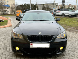 BMW 5 Series foto 2