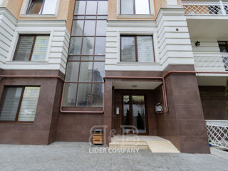 Apartament cu 3 camere, 120 m², Buiucani, Chișinău foto 13