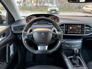 Peugeot 308 foto 11