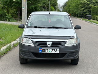 Dacia Logan foto 2