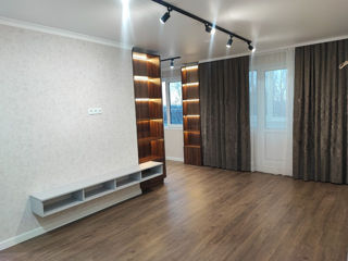 Apartament cu 2 camere, 61 m², Botanica, Chișinău foto 6