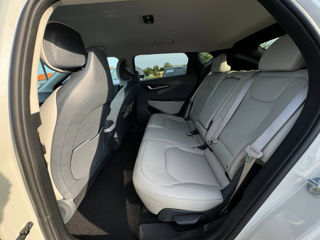 KIA EV6 фото 17