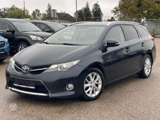 Toyota Auris foto 4