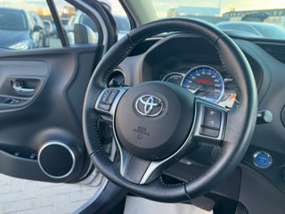 Toyota Yaris foto 9