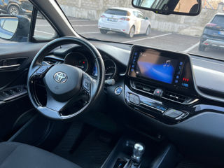 Toyota C-HR foto 5