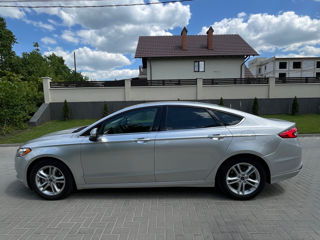 Ford Fusion foto 3