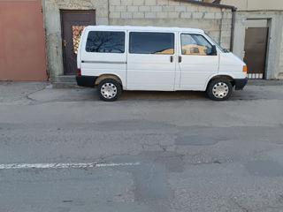 Volkswagen Transporter foto 2