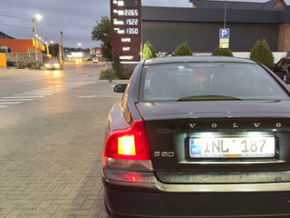 Volvo S60 foto 6