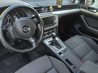 Volkswagen Passat foto 4