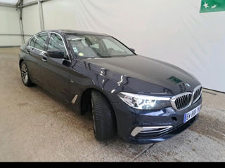 BMW 5 Series foto 2