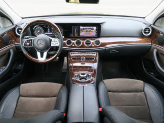 Mercedes E-Class foto 10