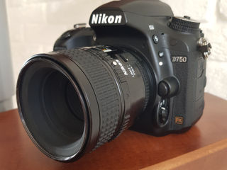 Nikon D750.  Shutter 16700 foto 2