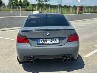 BMW 5 Series foto 5