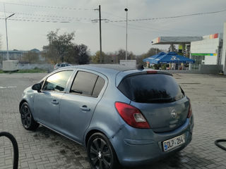 Opel Corsa foto 3