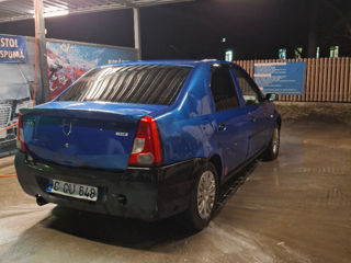 Dacia Logan foto 2