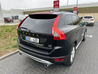 Volvo XC60 foto 4