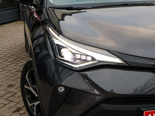 Toyota C-HR foto 14