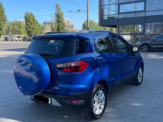 Ford EcoSport foto 4