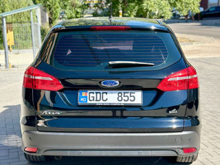 Ford Focus foto 6